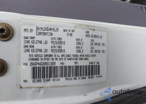 1999 Dodge Grand Caravan Se z USA, uszkodzony, nr VIN 2B4GP44G2XR311838